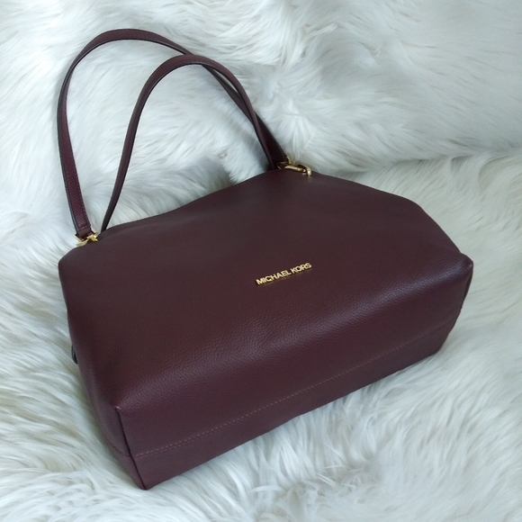 NWT MICHAEL KORS LEIGHTON LARGE SHOULDER BAG - Picture 5 of 8